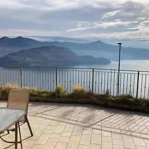 Grande Terrazza Vista , Parzanica Italia