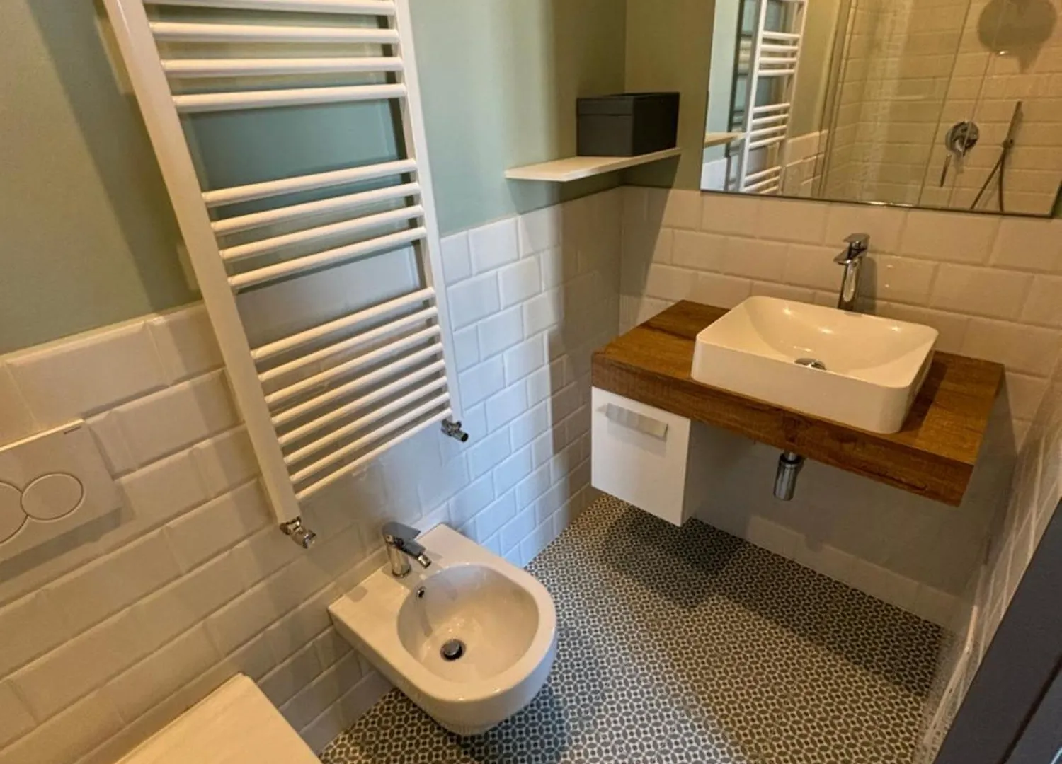 アパート Suites Roma 85 エンポリ